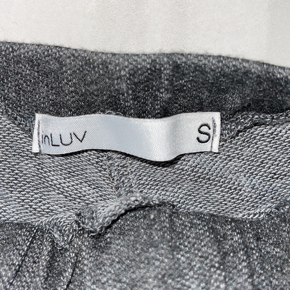 In Luv Charcoal Gray Lightweight Joggers Size S - Picture 2 of 4